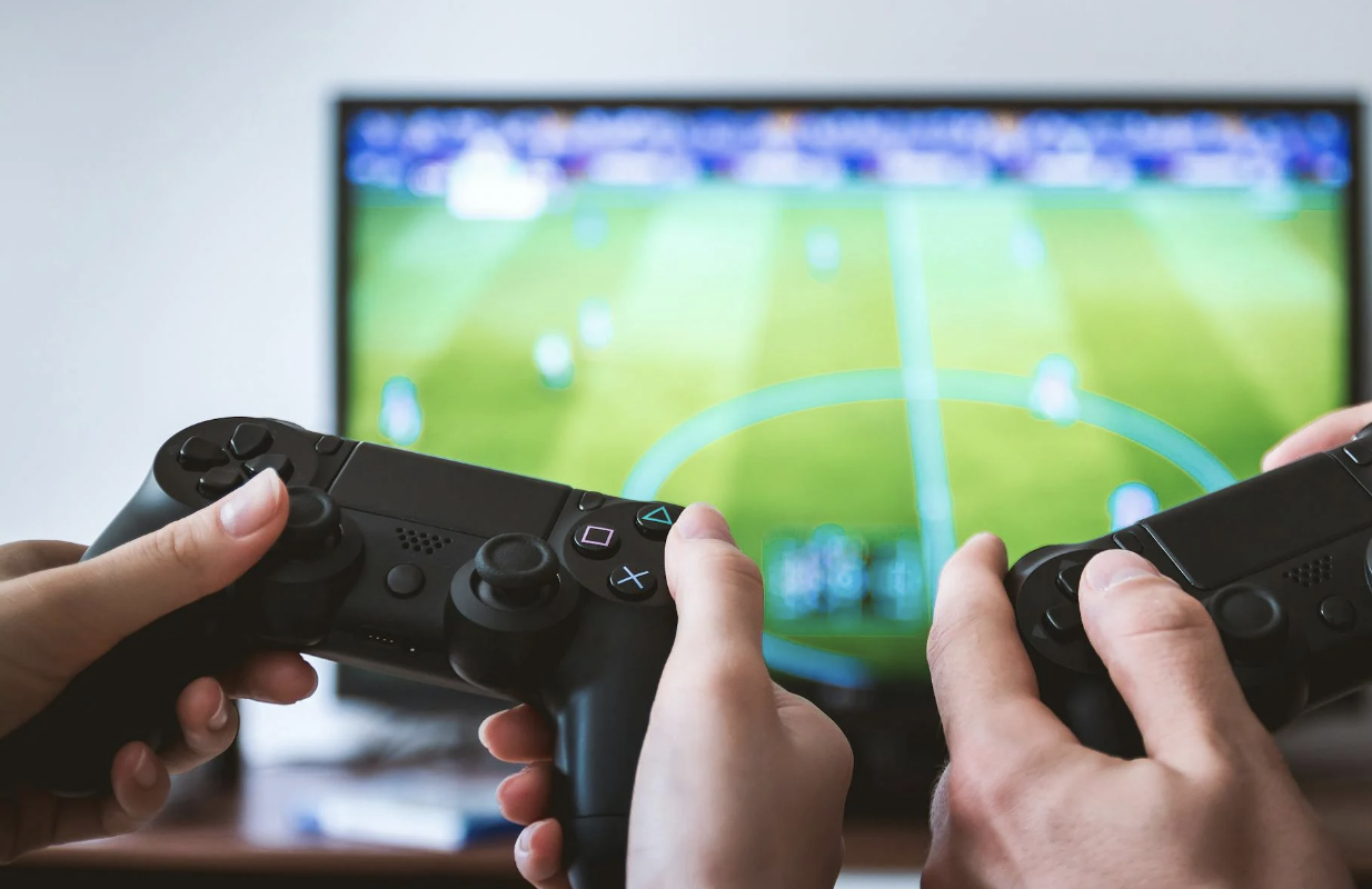 How to Understand Elon Musk through Gaming